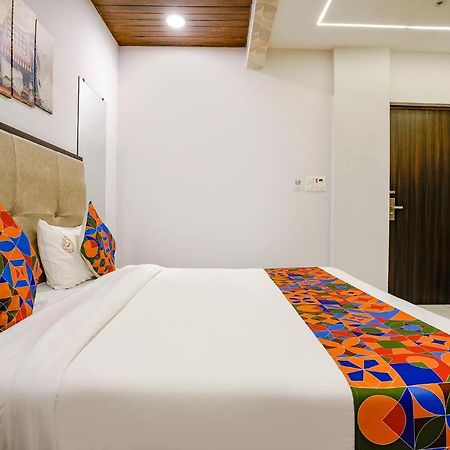 Fabhotel Swaraj Shirgaon  Esterno foto