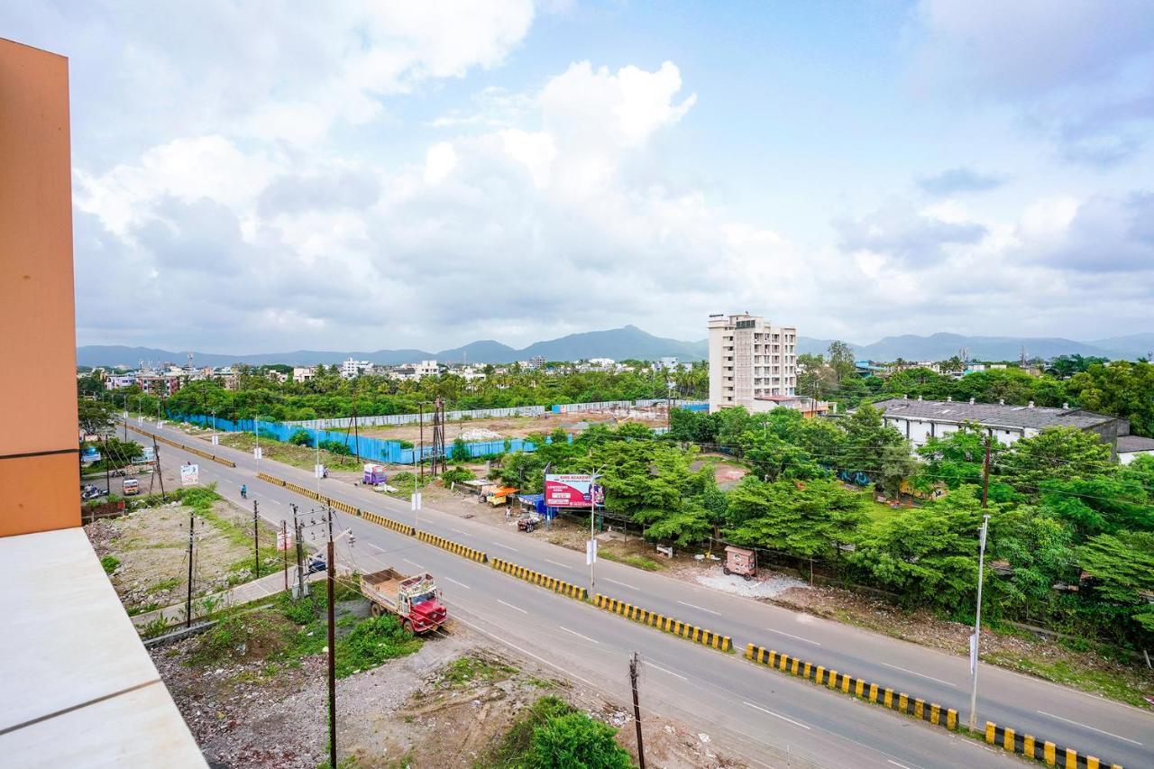 Fabhotel Swaraj Shirgaon  Esterno foto