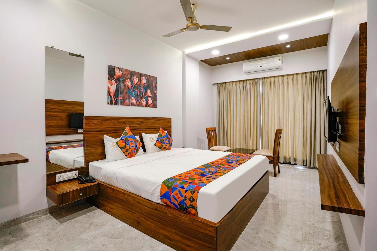 Fabhotel Swaraj Shirgaon  Esterno foto